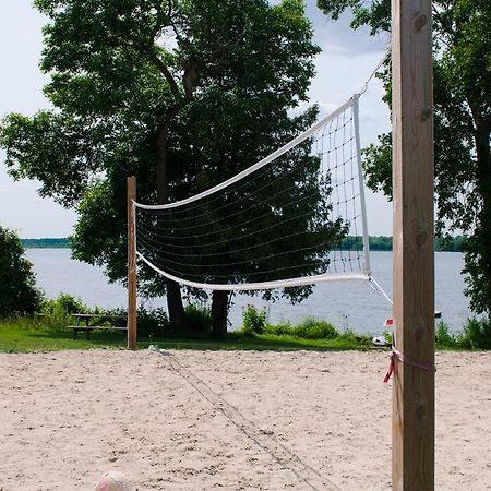 Woodland Estate Resort Campbellford エクステリア 写真