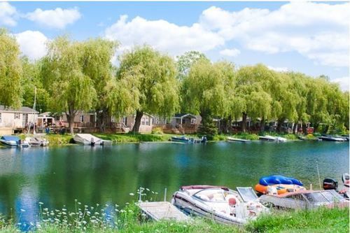 Woodland Estate Resort Campbellford エクステリア 写真